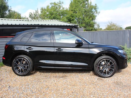 Audi Q5 2.0 Q5 Black Edition 40TDI MHEV Quattro SA 4WD 5dr 