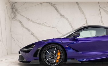 McLaren 765LT V8 SSG 35