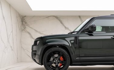 Land Rover Defender 3.0 D300 MHEV X Auto 4WD Euro 6 (s/s) 3dr 25