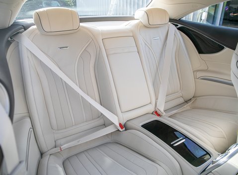 Mercedes-Benz S Class S63 Coupe 14