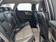 Jaguar XF PORTFOLIO 17
