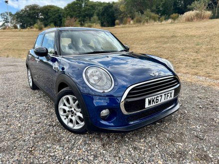 Mini Hatch COOPER