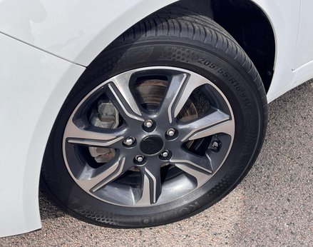 Hyundai ix20 1.6 ix20 SE Nav MPI Auto 5dr 3