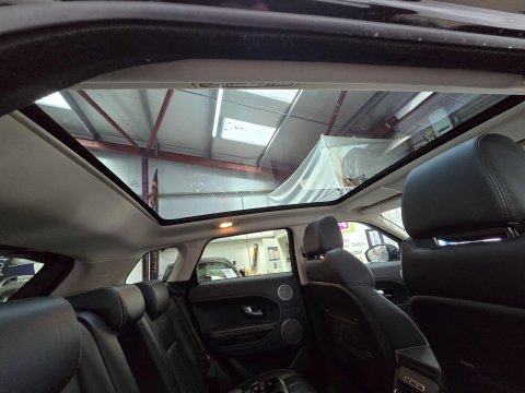 Land Rover Range Rover Evoque 2.2 SD4 Autobiography Auto 4WD Euro 5 (s/s) 5dr 19