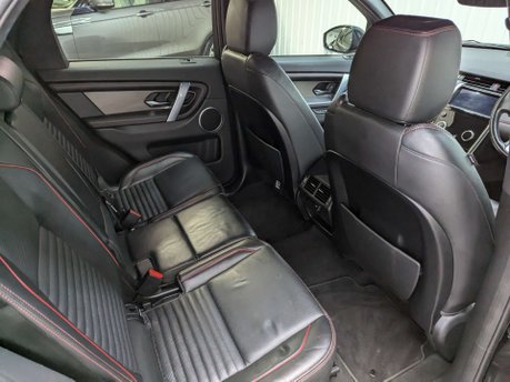 Land Rover Discovery Sport 2.0 Discovery Sport R-Dynamic SE D Auto 4WD 5dr 59