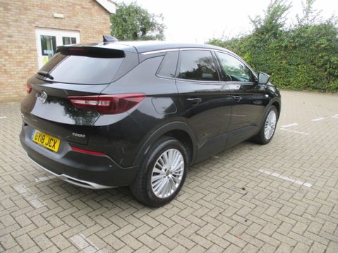 Vauxhall Grandland X 1.2 Turbo Tech Line Nav Euro 6 (s/s) 5dr 5