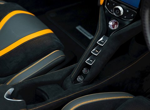 McLaren 720S Performance 18