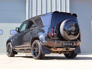 Land Rover Defender 110 2023 D300 HARD TOP X-DYNAMIC HSE BIG SPEC JUMP SEAT SEEKER STYLED  5