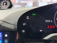 Porsche Taycan Performance Plus 93.4kWh Turbo S Cross Turismo 5dr Electric Auto 4WD (11kW 33