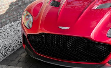 Aston Martin DBS Superleggera 24