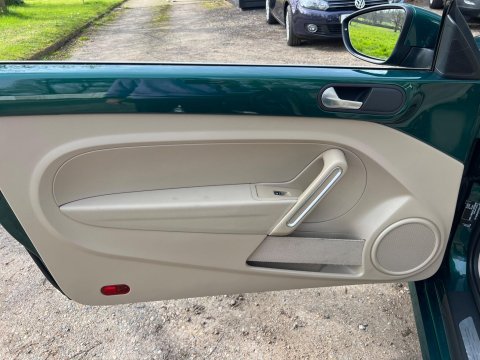 Volkswagen Beetle DESIGN TSI BLUEMOTION TECHNOLOGY DSG 58