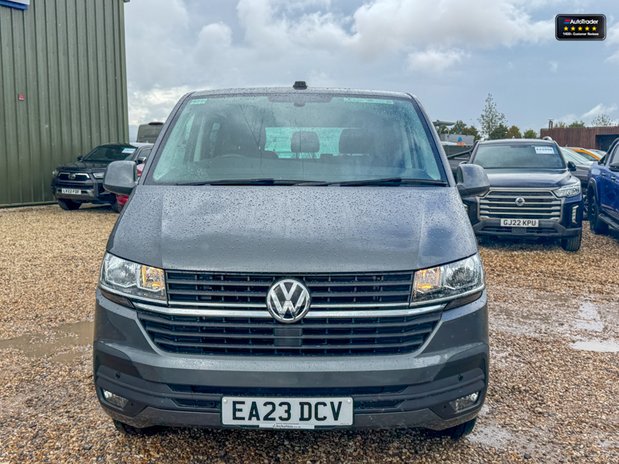 Volkswagen Transporter Crew Cab AUTO SWB L1H1 T32 Tdi Kombi Highline Alloys Air Sensors SELECT 45