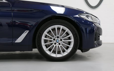 BMW 5 Series 530d xDrive SE MHEV - Nappa Leather, Comfort Plus Pack, Adaptive Cruise, HK 29