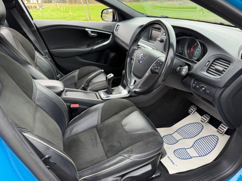 Volvo V40 2.0 D4 R-Design Euro 6 (s/s) 5dr 26