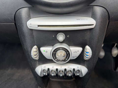 Mini Convertible 1.6 One 2dr 14