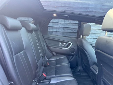 Land Rover Discovery Sport 2.0 Discovery Sport Landmark TD4 Auto 4WD 5dr 28