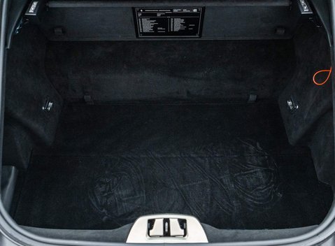 Ferrari 812 Superfast 28