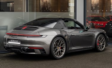Porsche 911 Targa 4S (992) 4