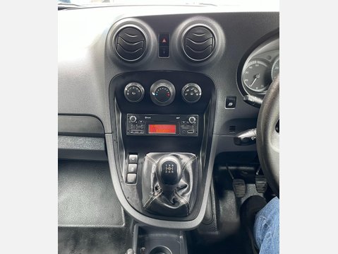 Mercedes-Benz Citan 1.5 109 CDI BlueEfficiency L1 Euro 6 (s/s) 5dr 27