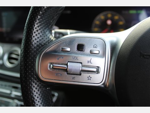 Mercedes-Benz E Class E 300 DE AMG LINE PREMIUM 13