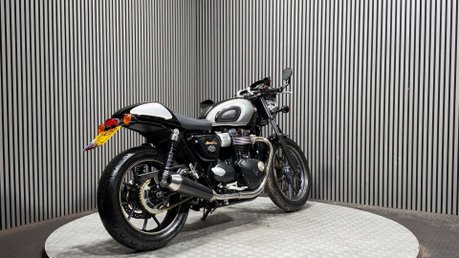 Triumph Street 900 2018 ONLY 7K LONG MOT MODERN RETRO 900CC 6