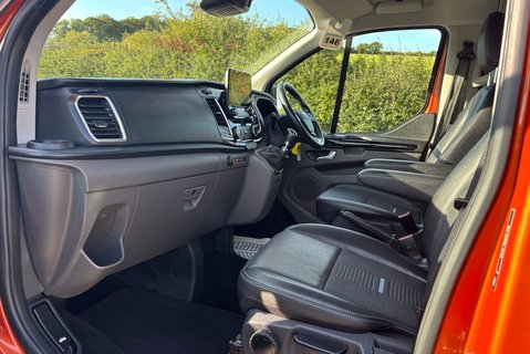 Ford Transit Custom 320 L1 170ps Active MLSD DCIV - Sat Nav / Tailgate / Adaptive Cruise 15