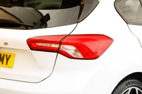 Ford Focus ST-LINE X TDCI 9