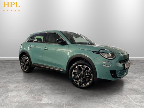 Fiat 600e 54kWh La Prima SUV 5dr Electric Auto (156 ps) 1
