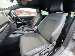 Volkswagen Scirocco 1.4 Scirocco GT BlueMotion Technology TSi 3dr 52