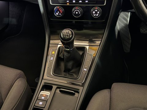 Volkswagen Golf GT TDI BLUEMOTION TECHNOLOGY 15