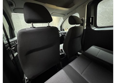 Volkswagen Caddy Maxi 2.0 TDI C20 Crew Van Double Cab 5dr Diesel DSG LWB Euro 6 (s/s) (102 ps) 38