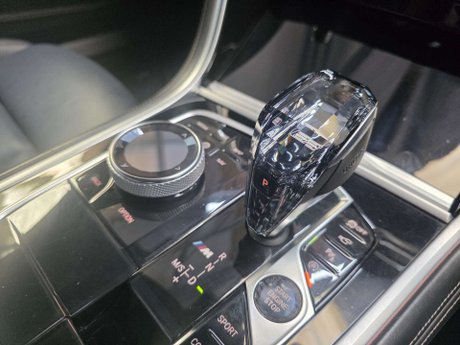 BMW 8 Series 4.4 M850i V8 Coupe 2dr Petrol Steptronic xDrive Euro 6 (s/s) (530 ps) 55