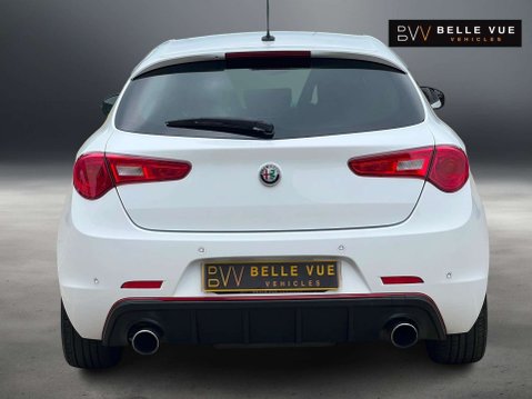 Alfa Romeo Giulietta 1.7 Giulietta Veloce TBi Semi-Automatic 5dr *NATIONAL DELIVERY* 25