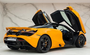 McLaren 720S Performance 8