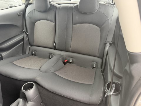 Mini Hatchback 1.5 One Classic II 3dr 35