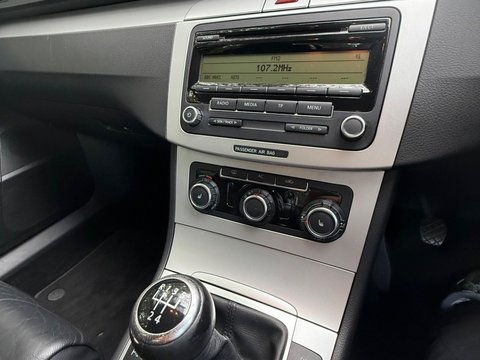 Volkswagen Passat 2.0 TDI Highline Plus Saloon 4dr Diesel Manual Euro 5 (110 ps) 12