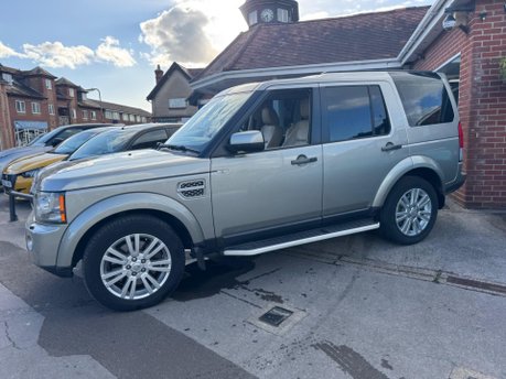 Land Rover Discovery 3.0 TD V6 HSE Auto 4WD Euro 4 5dr 6
