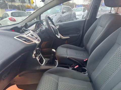 Ford Fiesta 1.25 Zetec Euro 5 5dr 30
