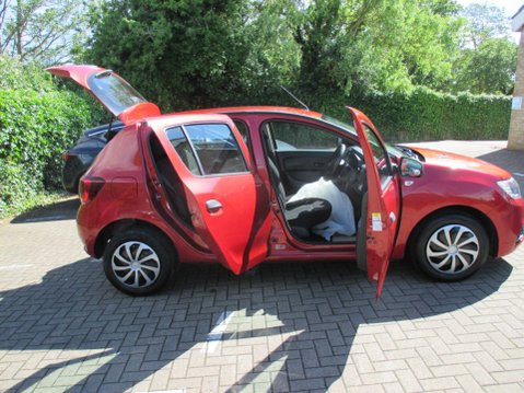 Dacia Sandero 1.0 SCe Ambiance Euro 6 5dr 9
