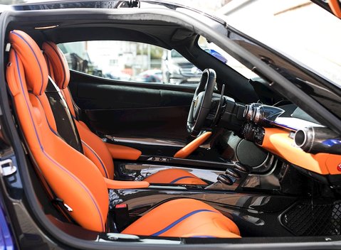 Ferrari LaFerrari 11