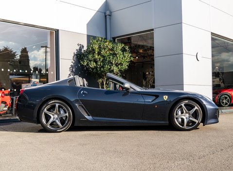 Ferrari 599 SA Aperta 2