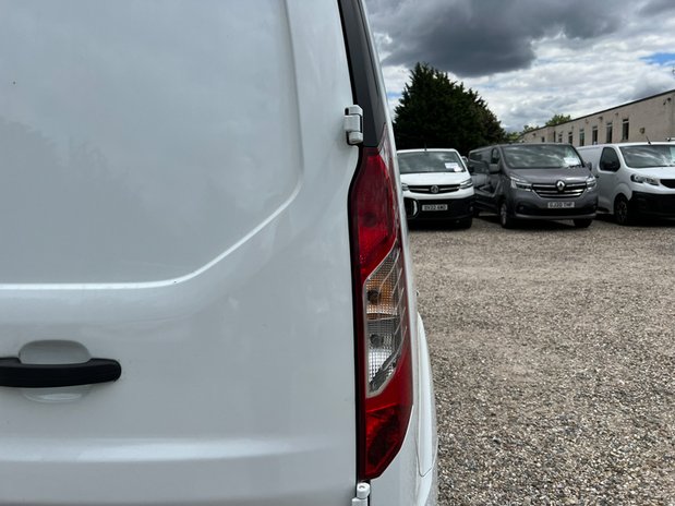 Ford Transit Connect LWB L2H1 Low Roof Trend Sensors Cam EURO 6 NO VAT 23