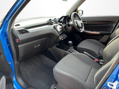 Suzuki Swift 1.2 Dualjet 83 12V Hybrid SZ5 5dr Auto 2