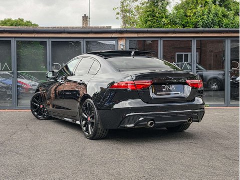 Jaguar XE 2.0 XE R-Dynamic Black Auto 4dr 3
