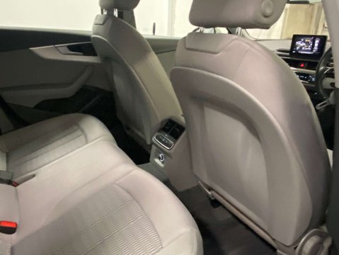 Audi A4 1.4 A4 SE TFSI Semi-Auto 4dr 29
