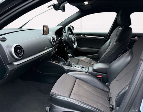 Audi A3 1.5 A3 Sportback 35 TFSI Black Edition 5dr 12