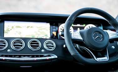 Mercedes-Benz S Class S63 Coupe 27