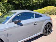 Audi TT 1.8 TFSI Black Edition Euro 6 (s/s) 3dr 38