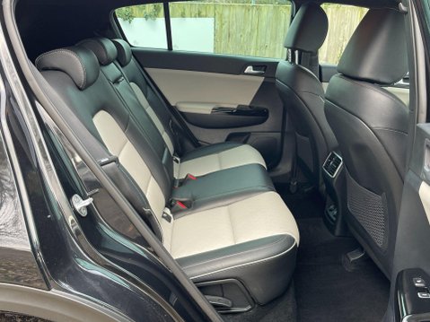 Kia Sportage 1.6 CRDi MHEV GT-Line DCT Euro 6 (s/s) 5dr 12