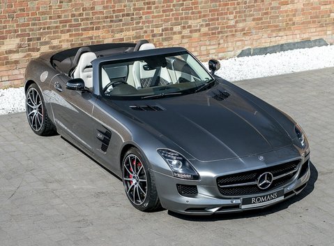 Mercedes-Benz SLS GT Roadster 4